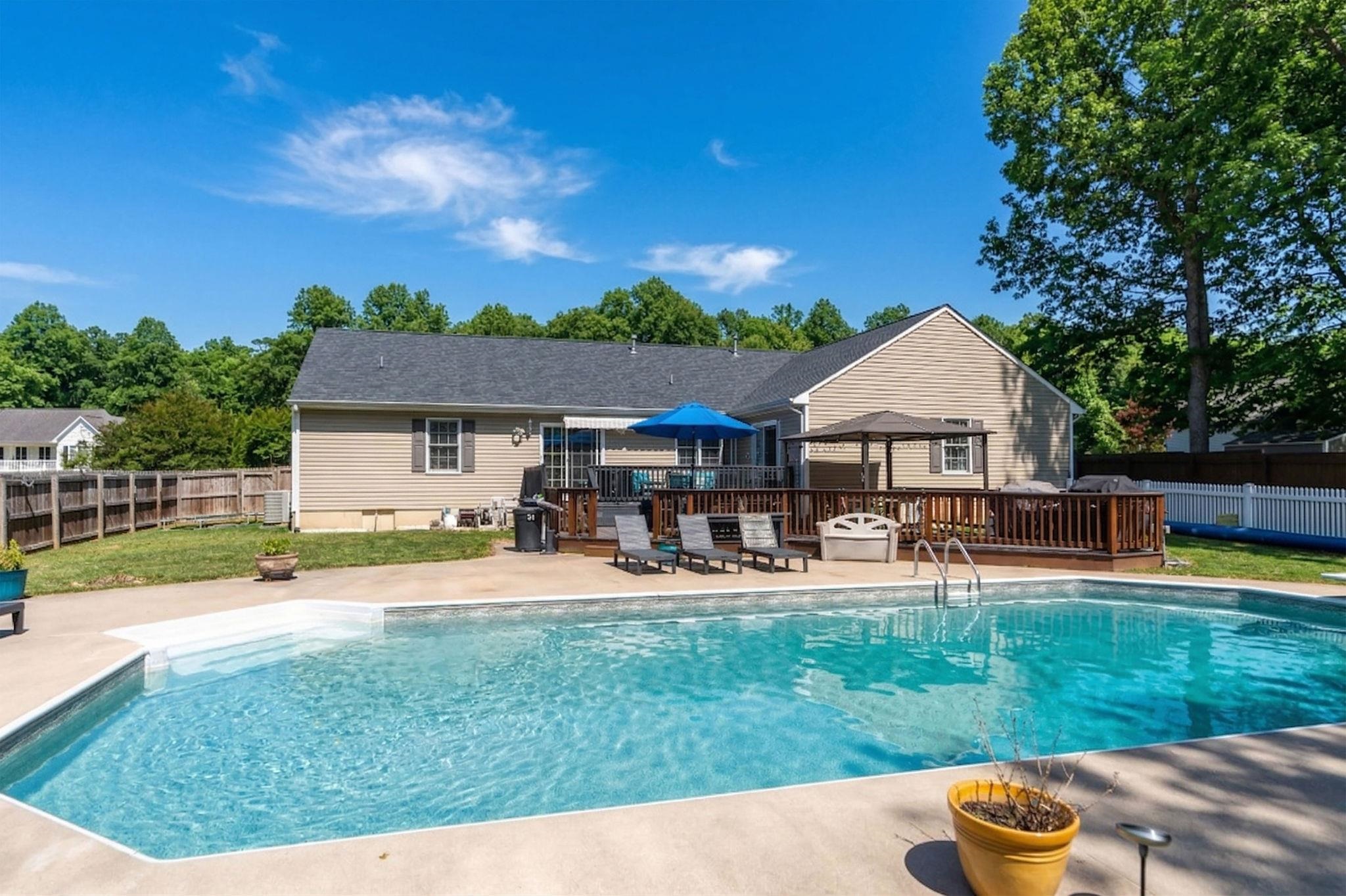 297 ARROW HEAD LN, STUARTS DRAFT, Virginia 24477, 3 Bedrooms Bedrooms, ,2 BathroomsBathrooms,Residential,297 ARROW HEAD LN,675717 MLS # 675717