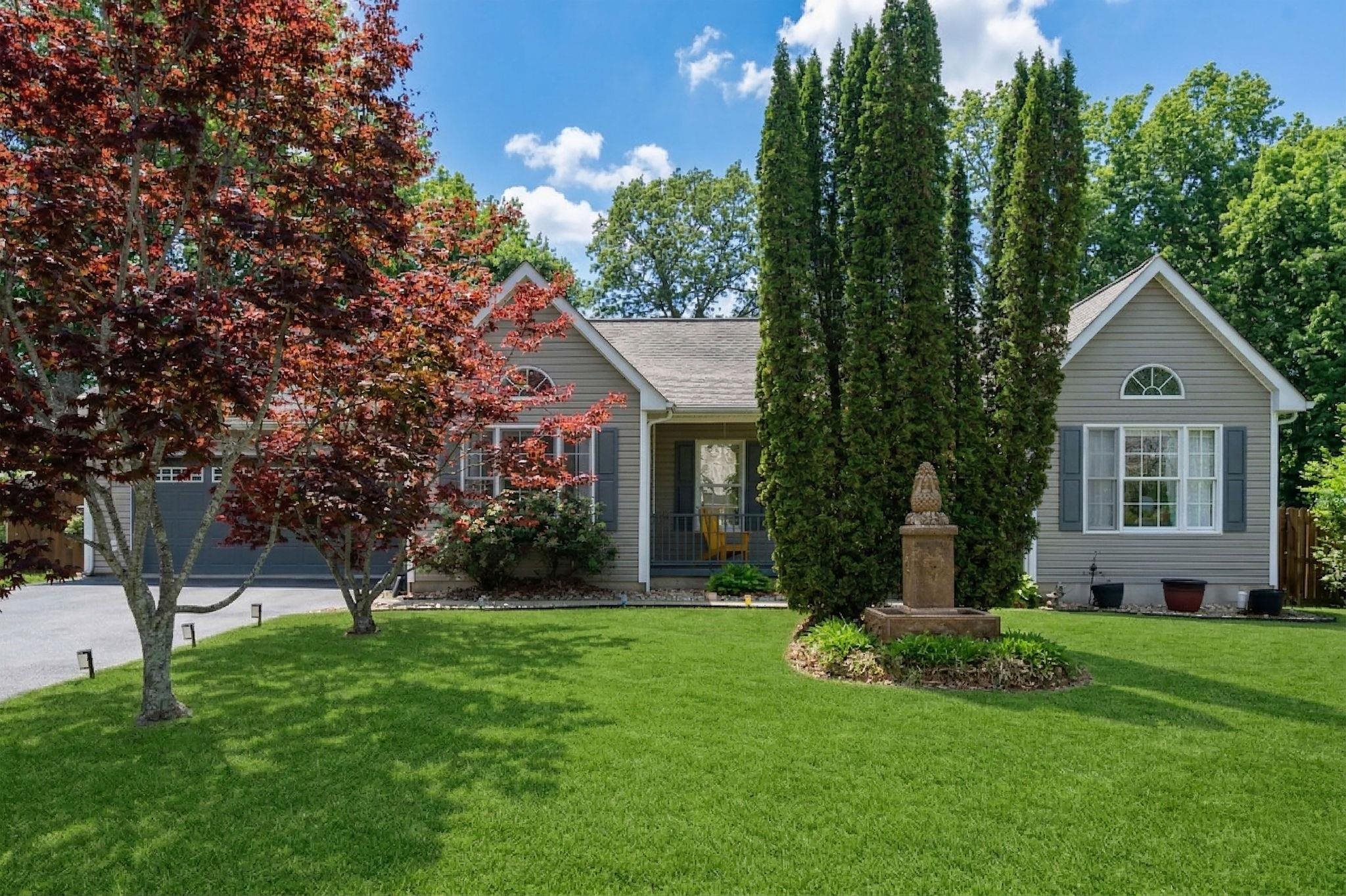 297 ARROW HEAD LN, STUARTS DRAFT, Virginia 24477, 3 Bedrooms Bedrooms, ,2 BathroomsBathrooms,Residential,297 ARROW HEAD LN,675717 MLS # 675717