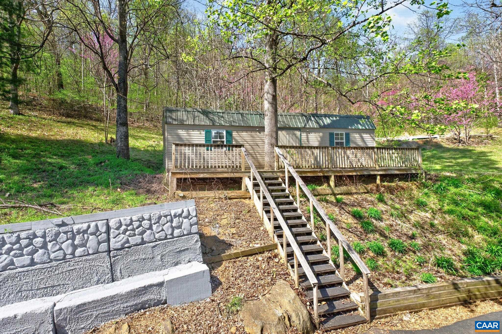 689 MUTTON HOLLOW RD, STANARDSVILLE, Virginia 22973, 3 Bedrooms Bedrooms, ,3 BathroomsBathrooms,Residential,689 MUTTON HOLLOW RD,675725 MLS # 675725