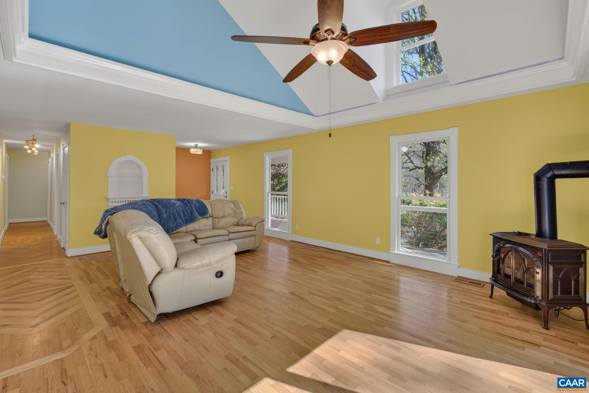 689 MUTTON HOLLOW RD, STANARDSVILLE, Virginia 22973, 3 Bedrooms Bedrooms, ,3 BathroomsBathrooms,Residential,689 MUTTON HOLLOW RD,675725 MLS # 675725