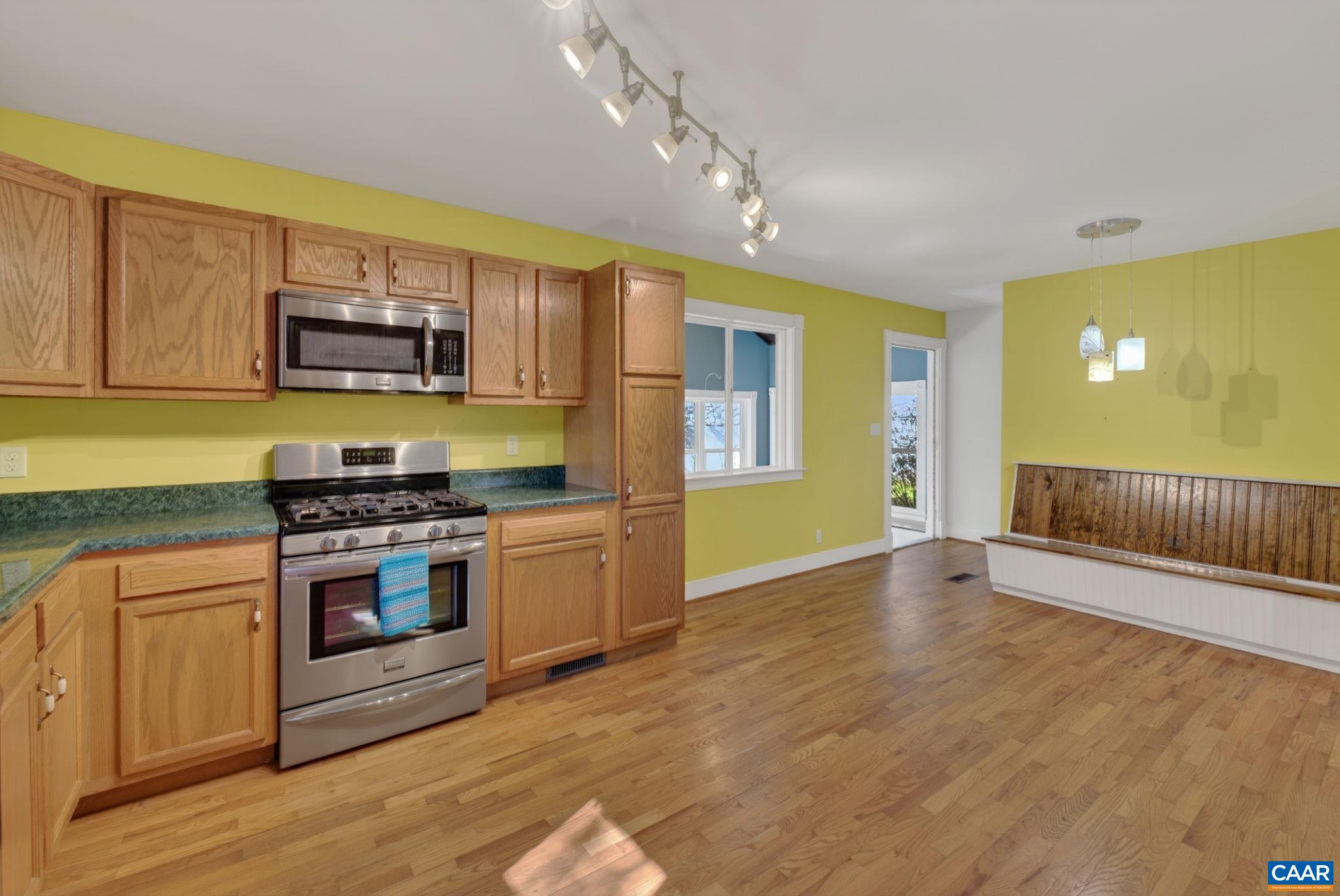 689 MUTTON HOLLOW RD, STANARDSVILLE, Virginia 22973, 3 Bedrooms Bedrooms, ,3 BathroomsBathrooms,Residential,689 MUTTON HOLLOW RD,675725 MLS # 675725