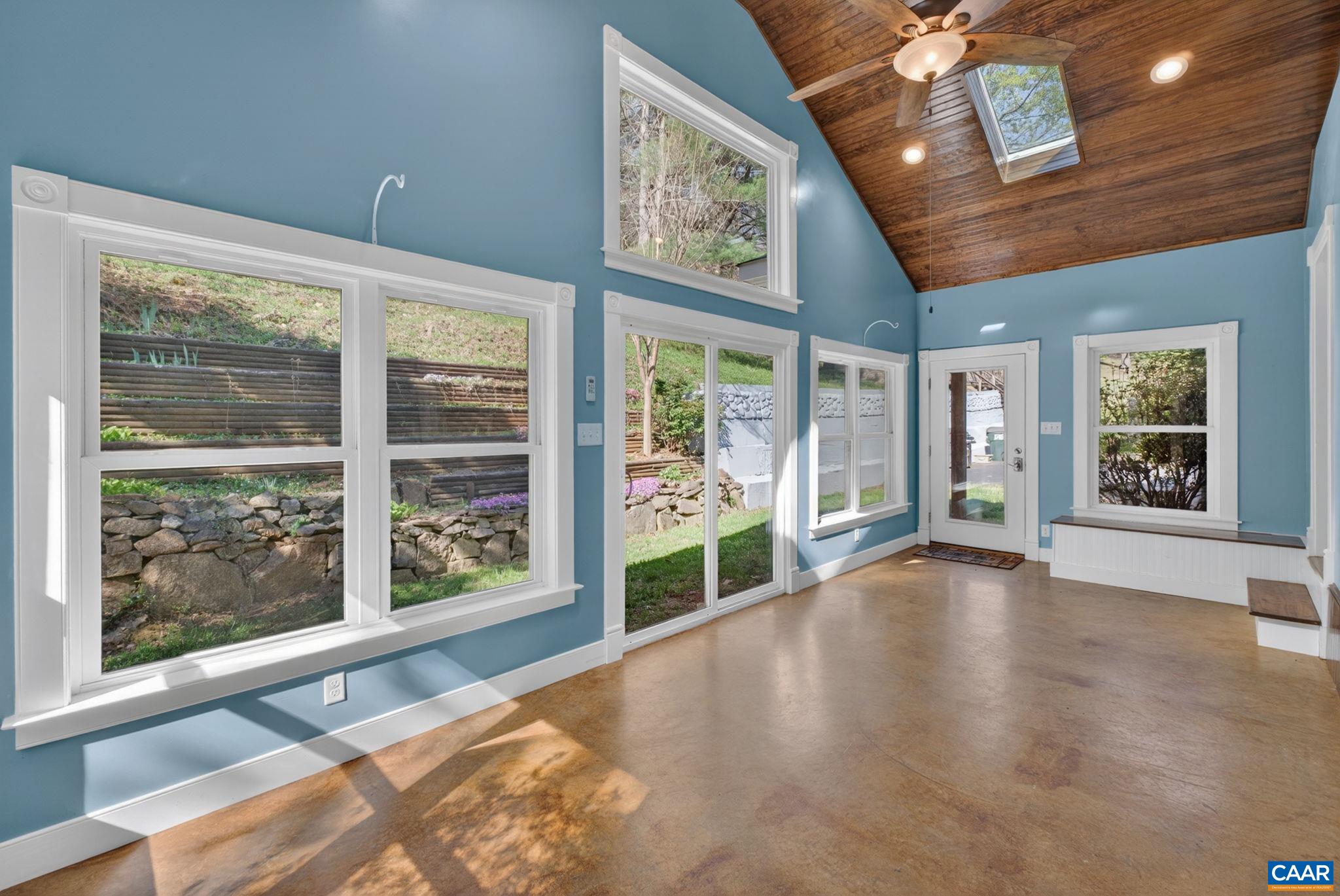 689 MUTTON HOLLOW RD, STANARDSVILLE, Virginia 22973, 3 Bedrooms Bedrooms, ,3 BathroomsBathrooms,Residential,689 MUTTON HOLLOW RD,675725 MLS # 675725