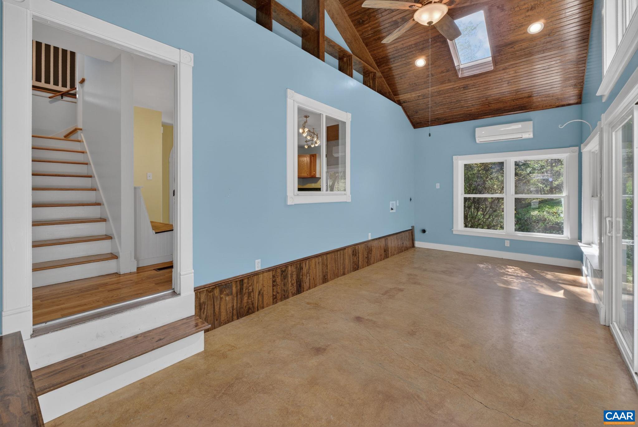 689 MUTTON HOLLOW RD, STANARDSVILLE, Virginia 22973, 3 Bedrooms Bedrooms, ,3 BathroomsBathrooms,Residential,689 MUTTON HOLLOW RD,675725 MLS # 675725