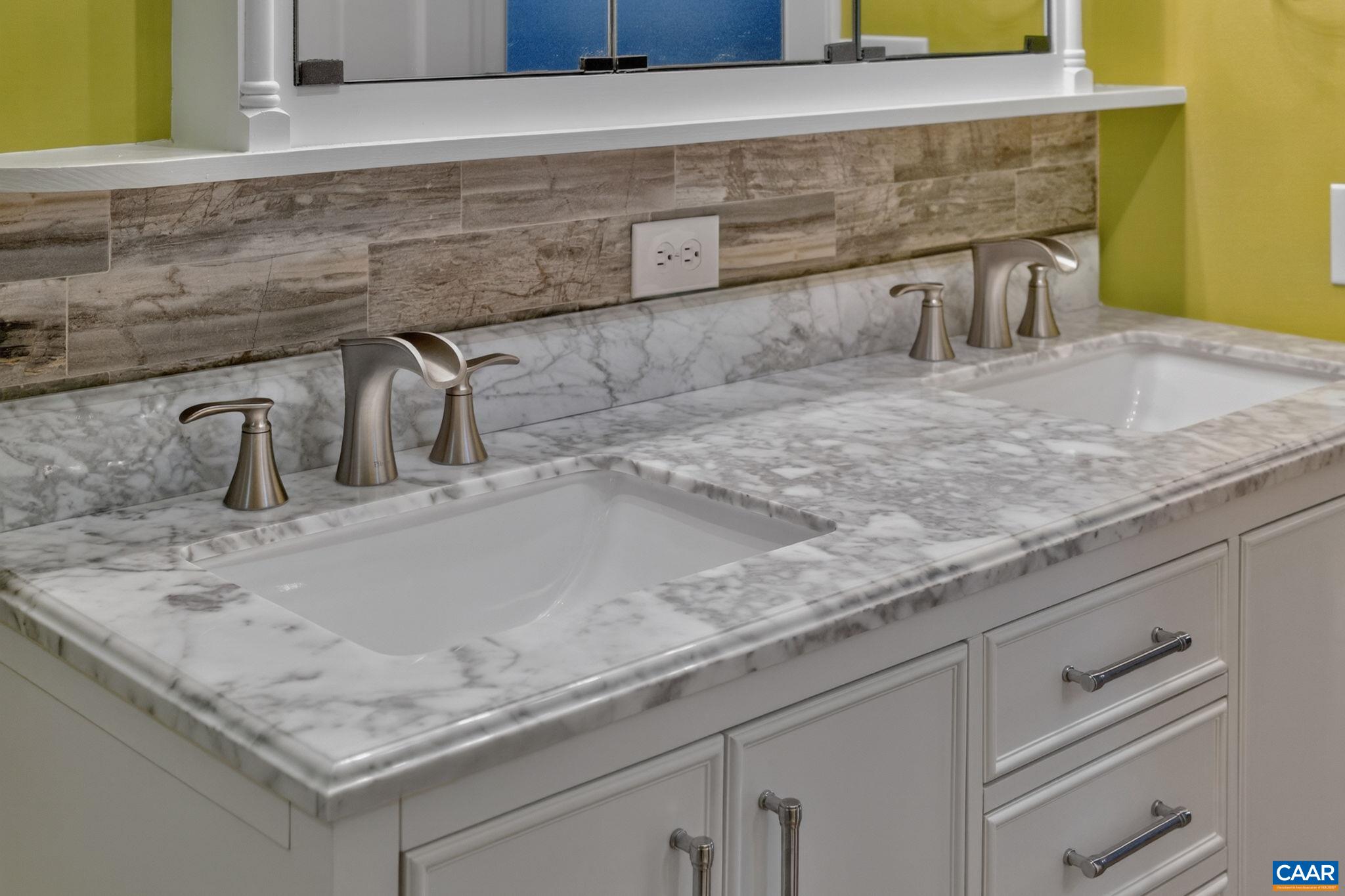 689 MUTTON HOLLOW RD, STANARDSVILLE, Virginia 22973, 3 Bedrooms Bedrooms, ,3 BathroomsBathrooms,Residential,689 MUTTON HOLLOW RD,675725 MLS # 675725