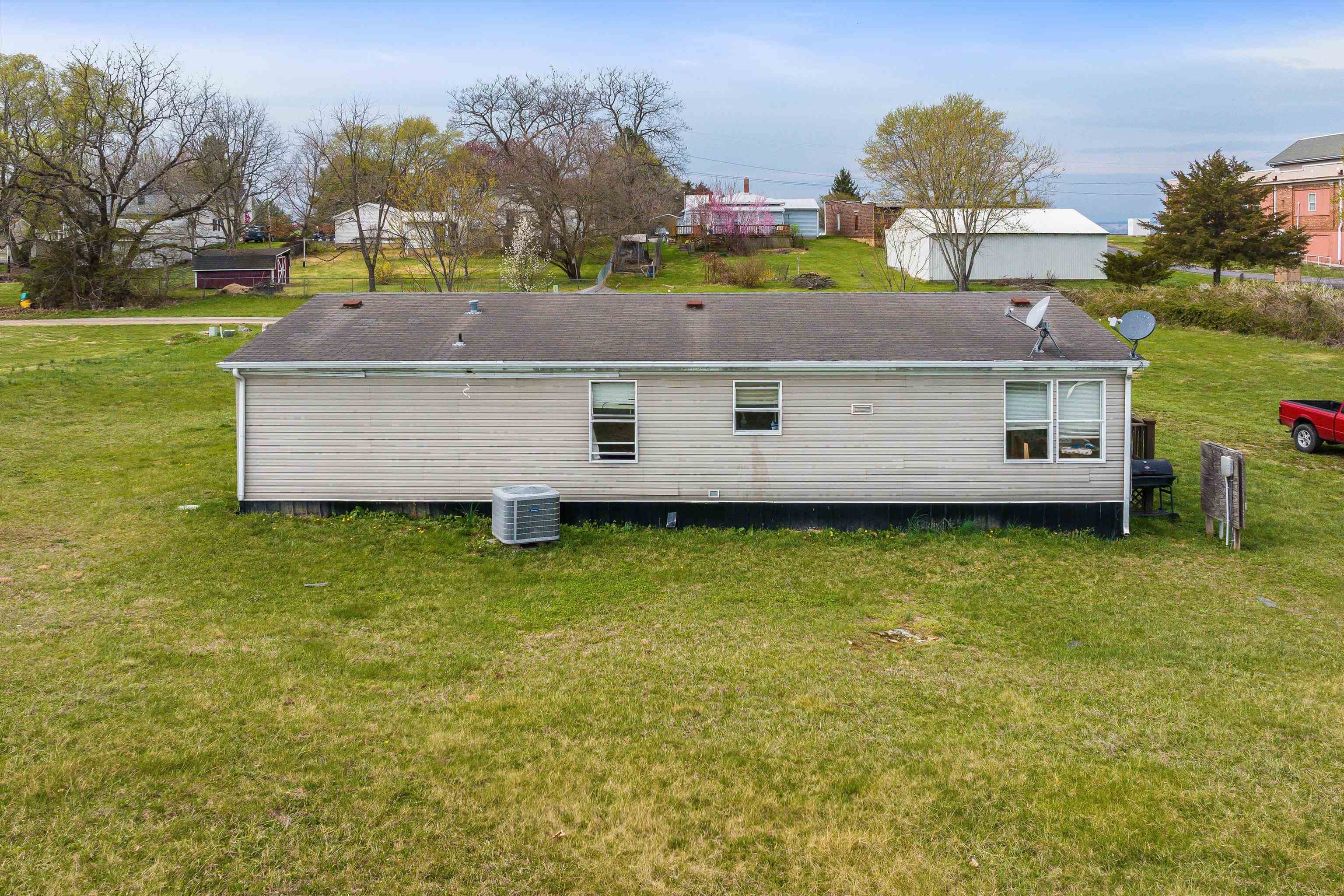 15, 17, 25, 37 HAYFIELD LANE, FORT DEFIANCE, Virginia 24437, ,Residential,15, 17, 25, 37 HAYFIELD LANE,675747 MLS # 675747