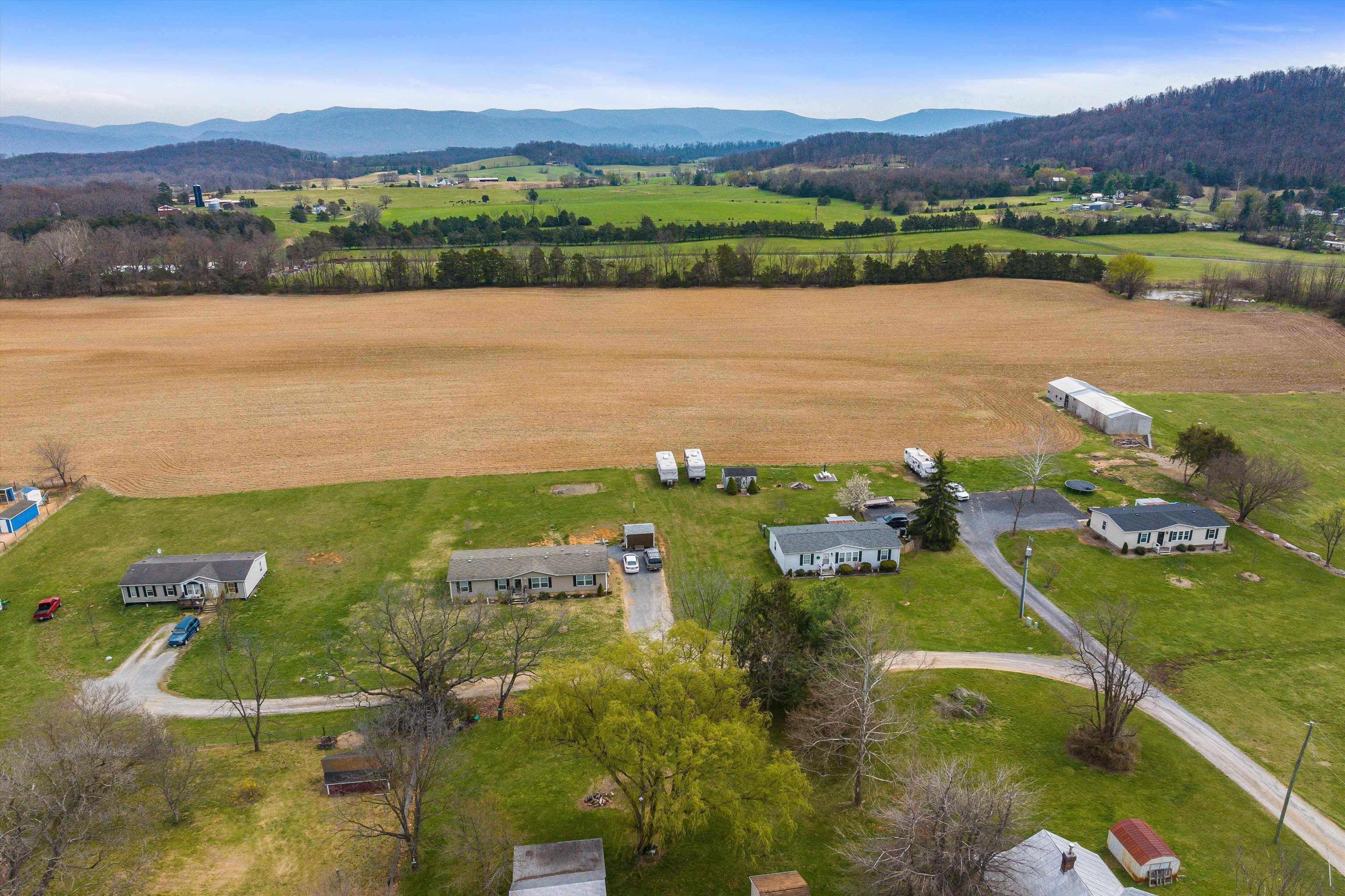 15, 17, 25, 37 HAYFIELD LANE, FORT DEFIANCE, Virginia 24437, ,Residential,15, 17, 25, 37 HAYFIELD LANE,675747 MLS # 675747