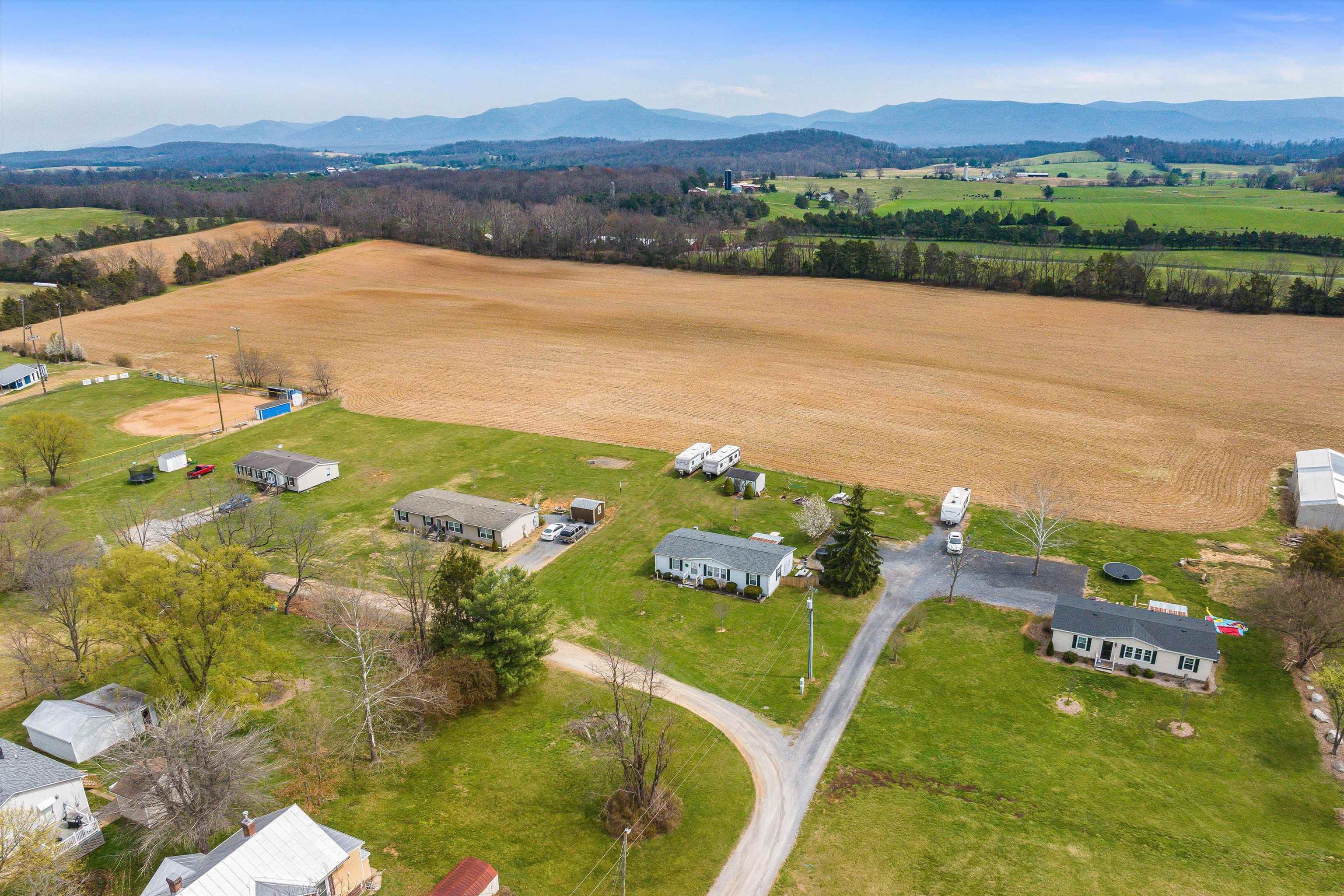 15, 17, 25, 37 HAYFIELD LANE, FORT DEFIANCE, Virginia 24437, ,Residential,15, 17, 25, 37 HAYFIELD LANE,675747 MLS # 675747