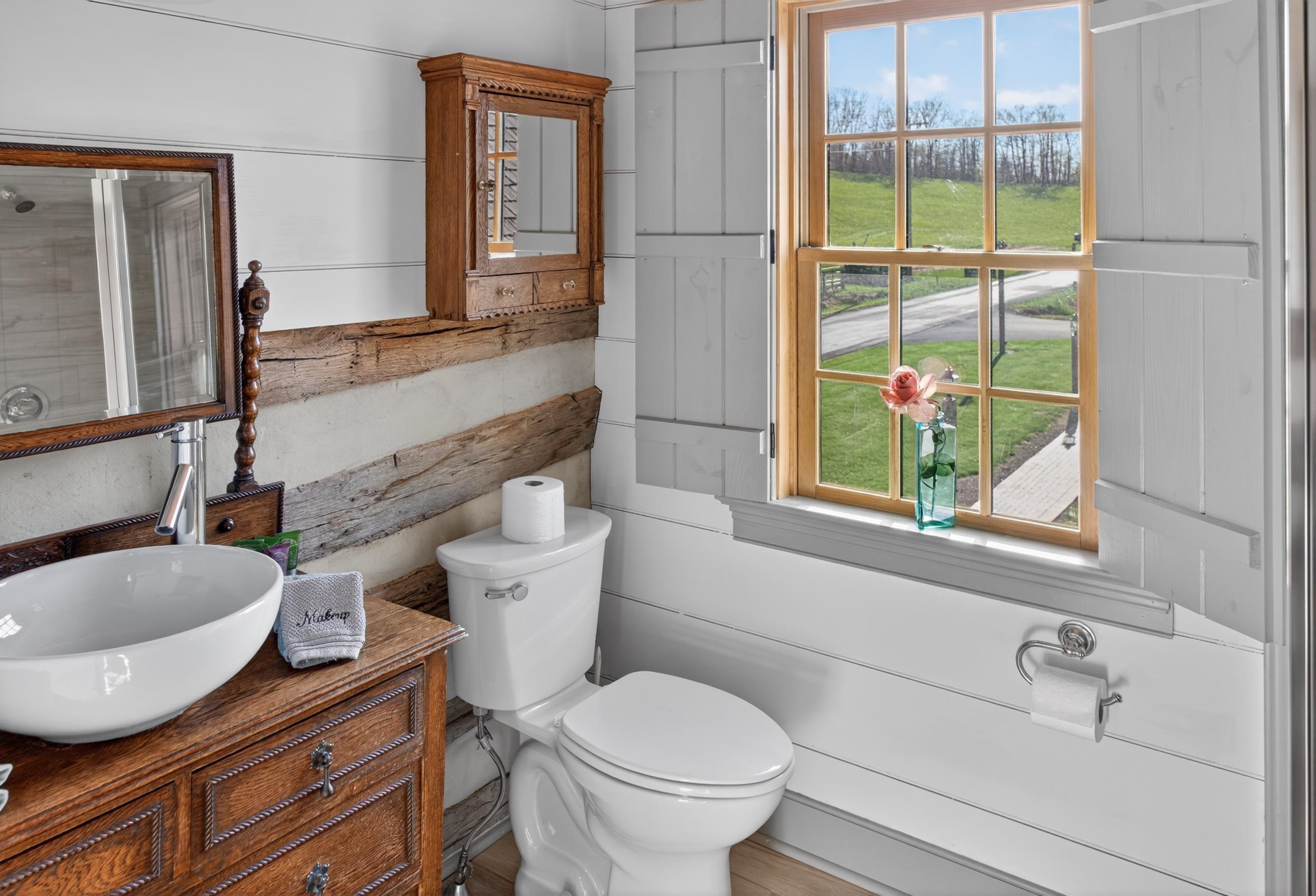 331 GLEBE SCHOOL RD, SWOOPE, Virginia 24479, ,Commercial,331 GLEBE SCHOOL RD,675737 MLS # 675737