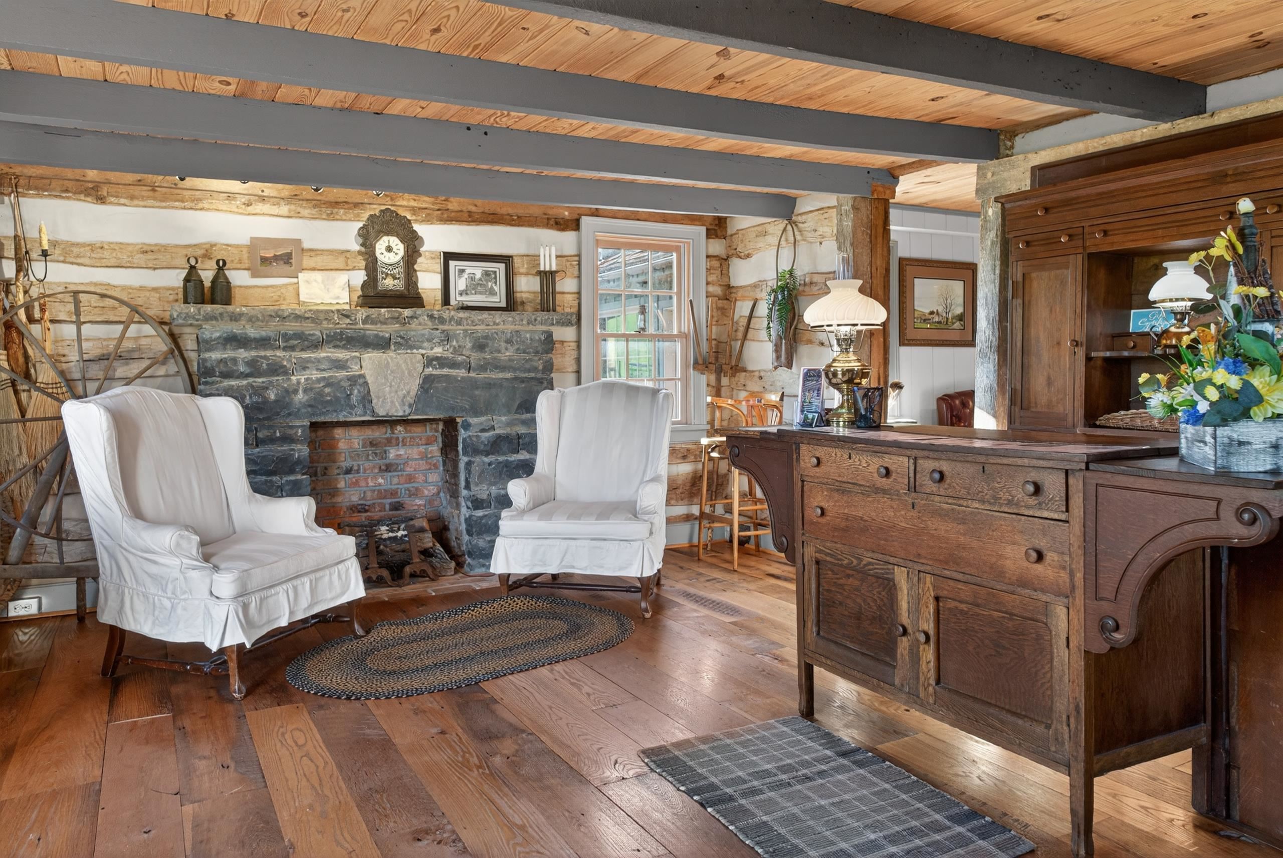 331 GLEBE SCHOOL RD, SWOOPE, Virginia 24479, ,Commercial,331 GLEBE SCHOOL RD,675737 MLS # 675737