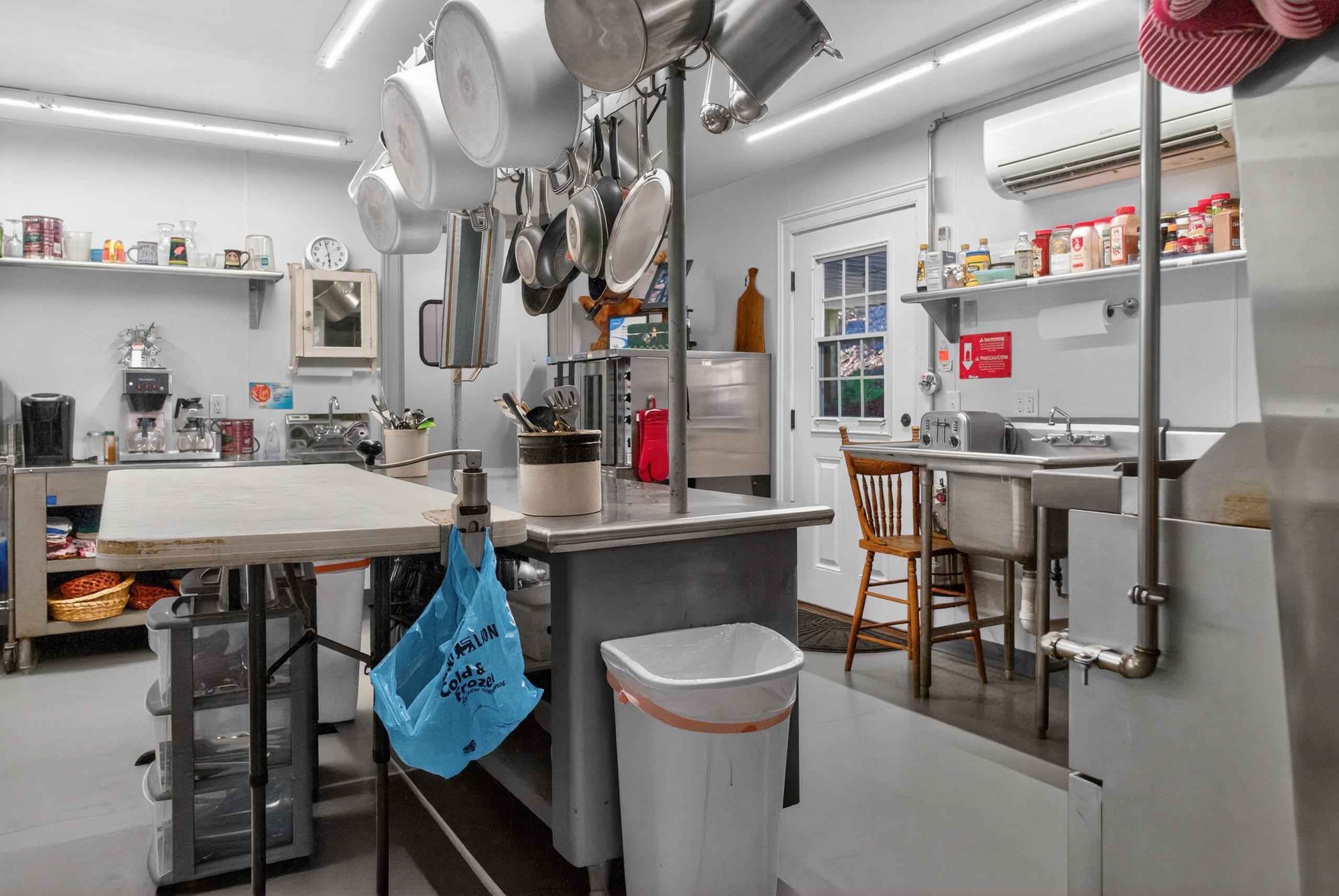 331 GLEBE SCHOOL RD, SWOOPE, Virginia 24479, ,Commercial,331 GLEBE SCHOOL RD,675737 MLS # 675737