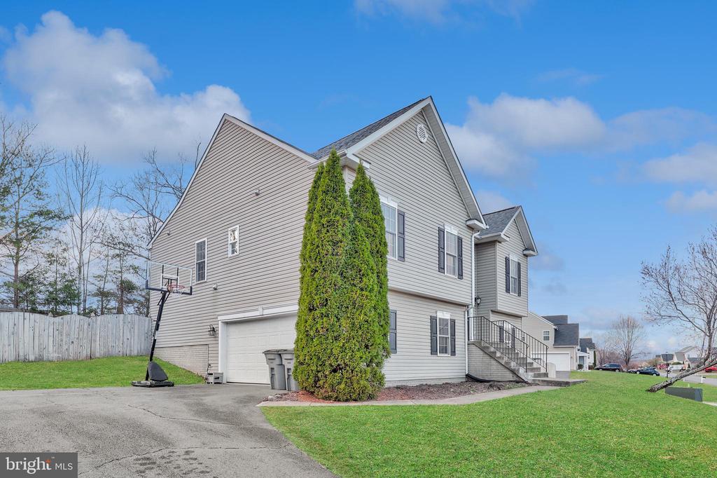 2262 WILDFLOWER WAY, LOCUST GROVE, Virginia 22508, ,Residential,2262 WILDFLOWER WAY,VAOR2013578 MLS # VAOR2013578