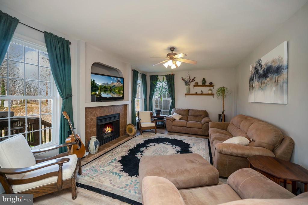 408 LIBERTY BLVD, LOCUST GROVE, Virginia 22508, 3 Bedrooms Bedrooms, ,2 BathroomsBathrooms,Residential,408 LIBERTY BLVD,VAOR2013642 MLS # VAOR2013642