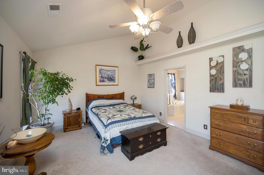 408 LIBERTY BLVD, LOCUST GROVE, Virginia 22508, 3 Bedrooms Bedrooms, ,2 BathroomsBathrooms,Residential,408 LIBERTY BLVD,VAOR2013642 MLS # VAOR2013642