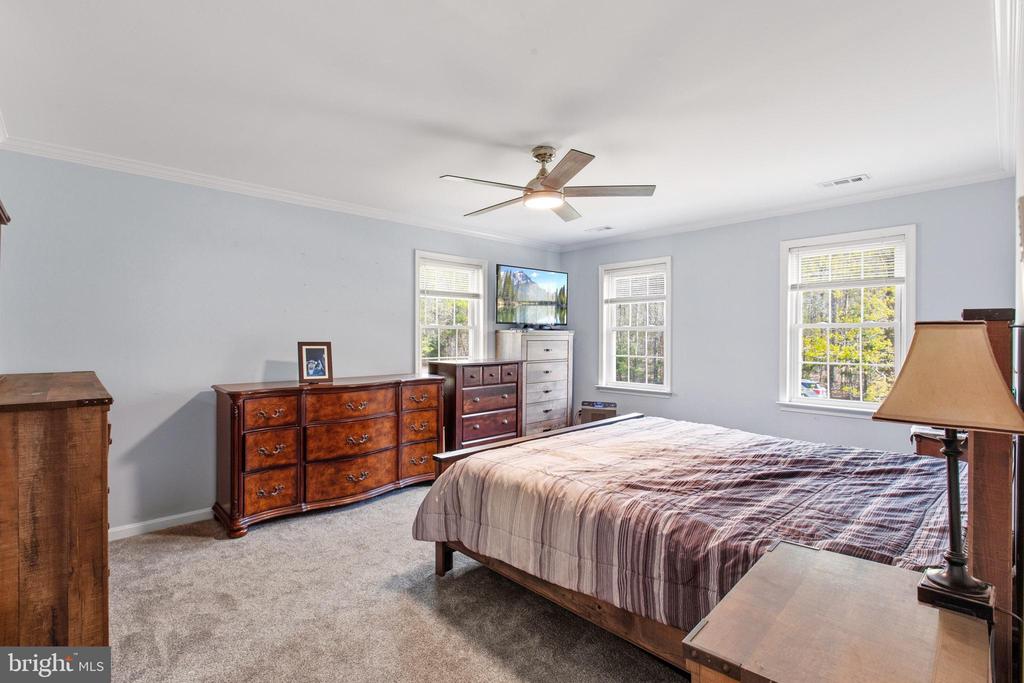 7920 S WOODS DR, FREDERICKSBURG, Virginia 22408, 4 Bedrooms Bedrooms, ,3 BathroomsBathrooms,Residential,7920 S WOODS DR,VASP2040868 MLS # VASP2040868