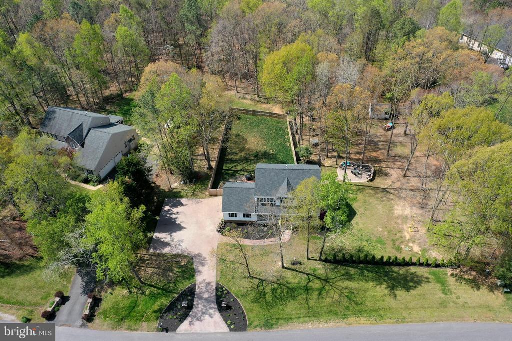 7920 S WOODS DR, FREDERICKSBURG, Virginia 22408, 4 Bedrooms Bedrooms, ,3 BathroomsBathrooms,Residential,7920 S WOODS DR,VASP2040868 MLS # VASP2040868