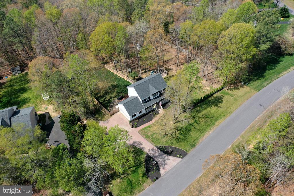 7920 S WOODS DR, FREDERICKSBURG, Virginia 22408, 4 Bedrooms Bedrooms, ,3 BathroomsBathrooms,Residential,7920 S WOODS DR,VASP2040868 MLS # VASP2040868