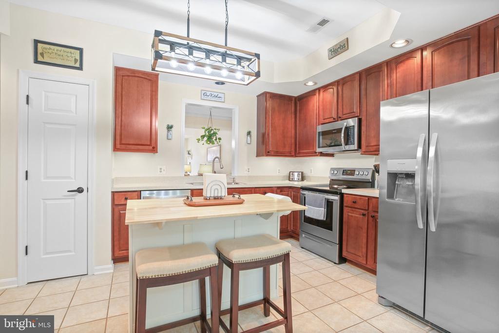 12202 MEADOW BRANCH WAY, FREDERICKSBURG, Virginia 22407, 2 Bedrooms Bedrooms, ,2 BathroomsBathrooms,Residential,12202 MEADOW BRANCH WAY,VASP2040936 MLS # VASP2040936