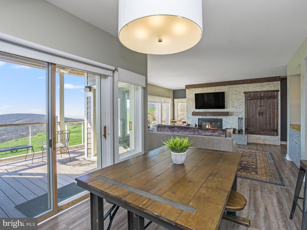 1616 OVERLOOK OLOOK, ROSELAND, Virginia 22967, 2 Bedrooms Bedrooms, ,2 BathroomsBathrooms,Residential,Overlook Condos,1616 OVERLOOK OLOOK,VANL2000652 MLS # VANL2000652