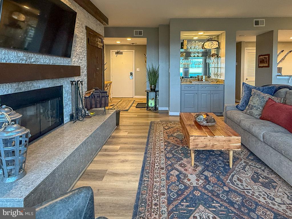 1616 OVERLOOK OLOOK, ROSELAND, Virginia 22967, 2 Bedrooms Bedrooms, ,2 BathroomsBathrooms,Residential,Overlook Condos,1616 OVERLOOK OLOOK,VANL2000652 MLS # VANL2000652