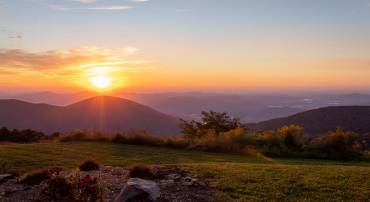 1616 OVERLOOK OLOOK, ROSELAND, Virginia 22967, 2 Bedrooms Bedrooms, ,2 BathroomsBathrooms,Residential,Overlook Condos,1616 OVERLOOK OLOOK,VANL2000652 MLS # VANL2000652