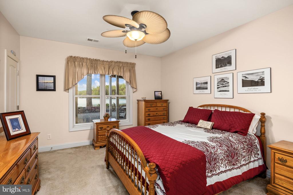 544 ARK AVE, BUMPASS, Virginia 23024, 5 Bedrooms Bedrooms, ,3 BathroomsBathrooms,Residential,544 ARK AVE,VALA2009622 MLS # VALA2009622