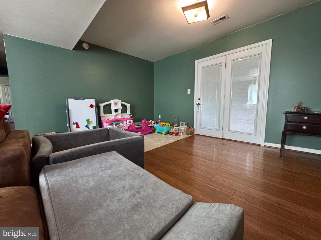 11615 KENTON DR, FREDERICKSBURG, Virginia 22407, 4 Bedrooms Bedrooms, ,2 BathroomsBathrooms,Residential,11615 KENTON DR,VASP2040950 MLS # VASP2040950
