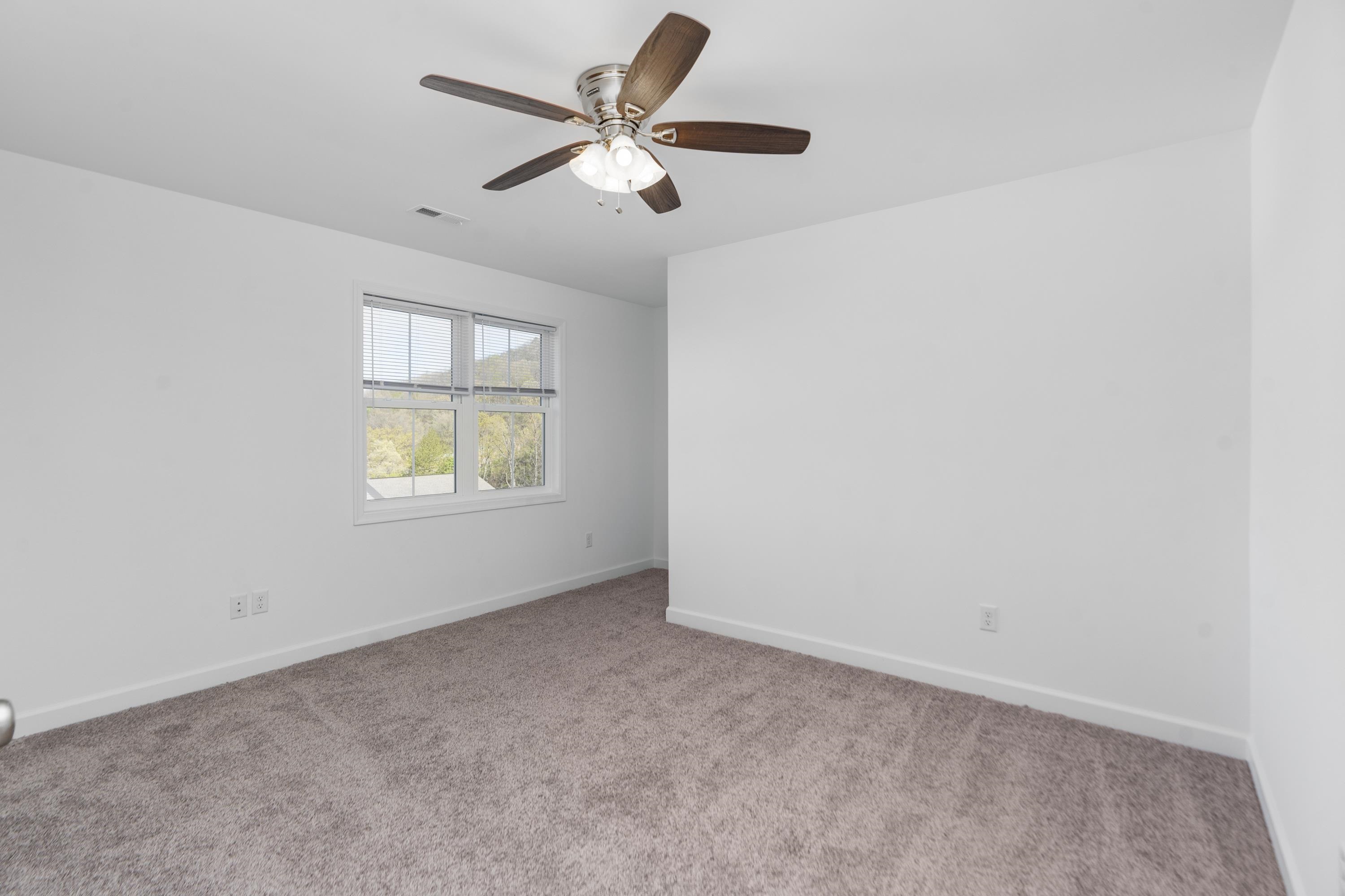 418 CAMPBELL ST, STAUNTON, Virginia 24401, 4 Bedrooms Bedrooms, ,3 BathroomsBathrooms,Residential,418 CAMPBELL ST,675730 MLS # 675730