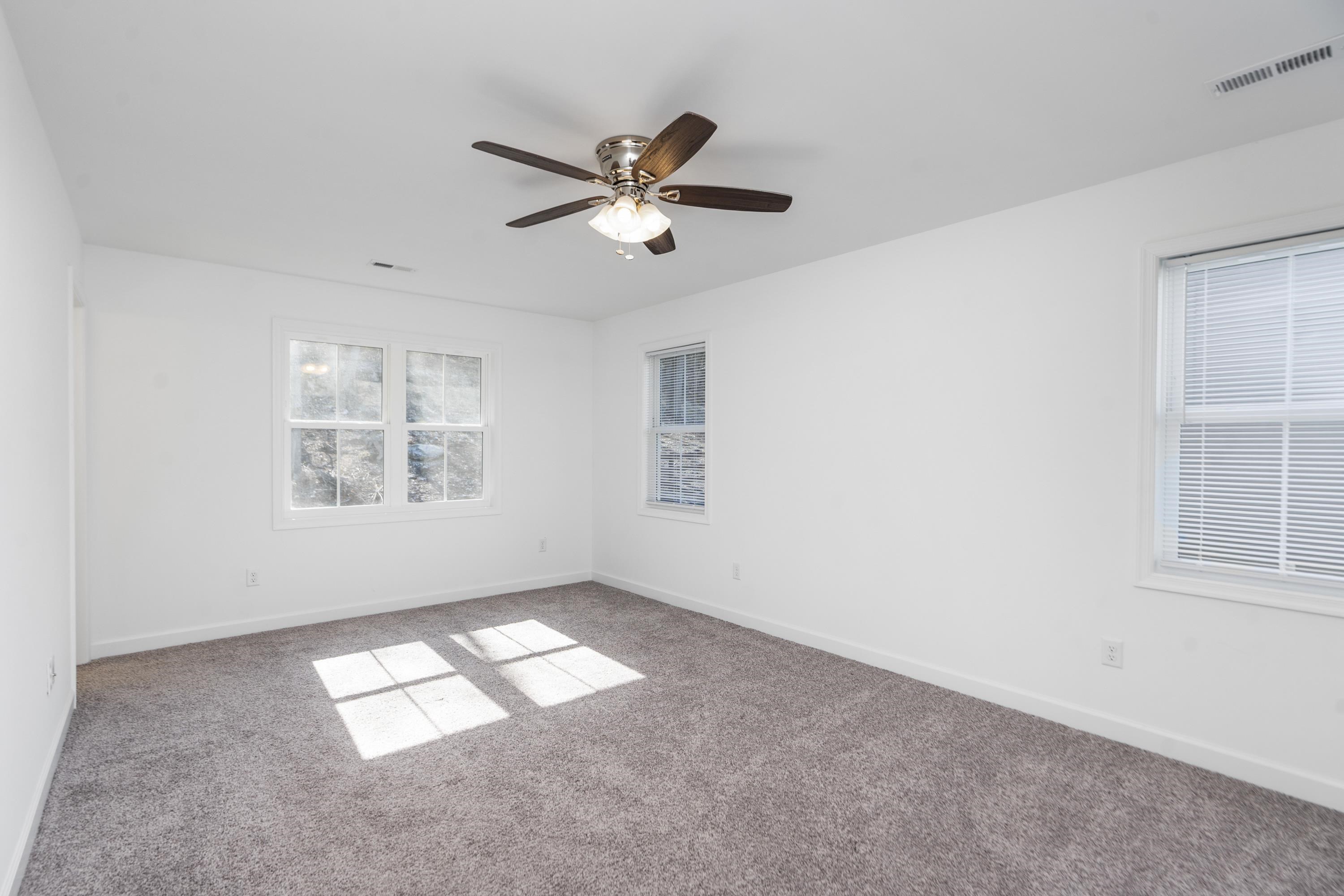 418 CAMPBELL ST, STAUNTON, Virginia 24401, 4 Bedrooms Bedrooms, ,3 BathroomsBathrooms,Residential,418 CAMPBELL ST,675730 MLS # 675730