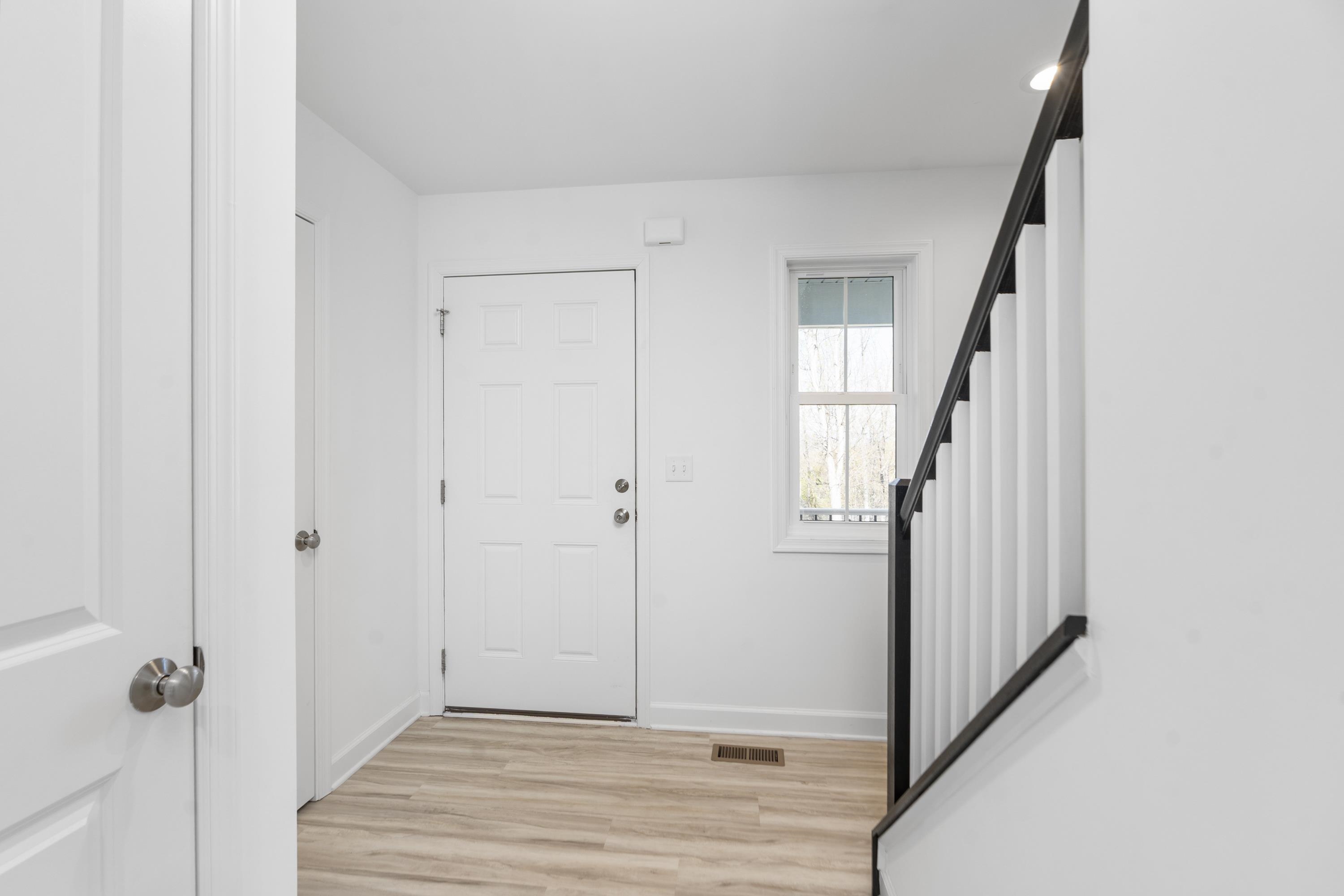 418 CAMPBELL ST, STAUNTON, Virginia 24401, 4 Bedrooms Bedrooms, ,3 BathroomsBathrooms,Residential,418 CAMPBELL ST,675730 MLS # 675730