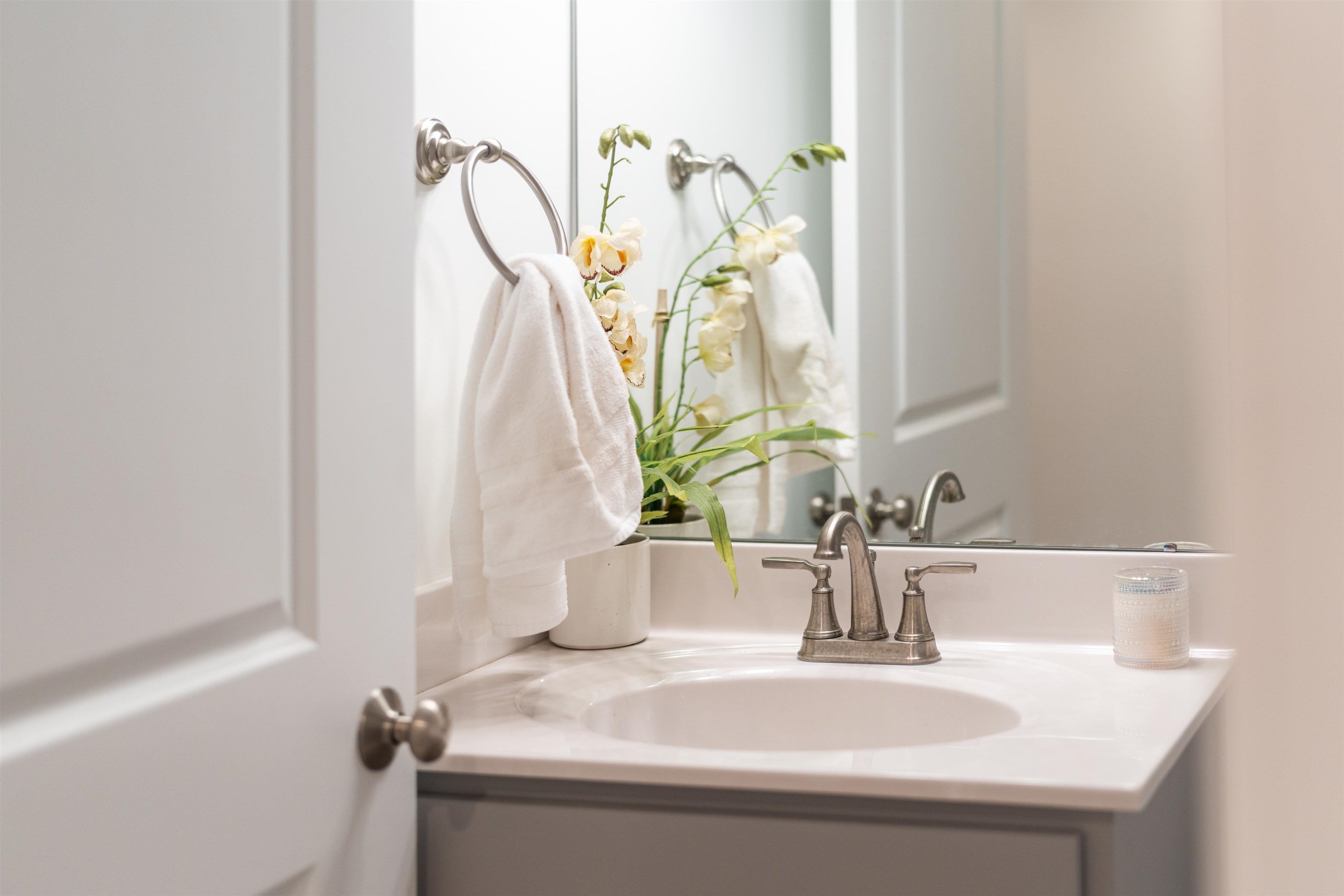 418 CAMPBELL ST, STAUNTON, Virginia 24401, 4 Bedrooms Bedrooms, ,3 BathroomsBathrooms,Residential,418 CAMPBELL ST,675730 MLS # 675730