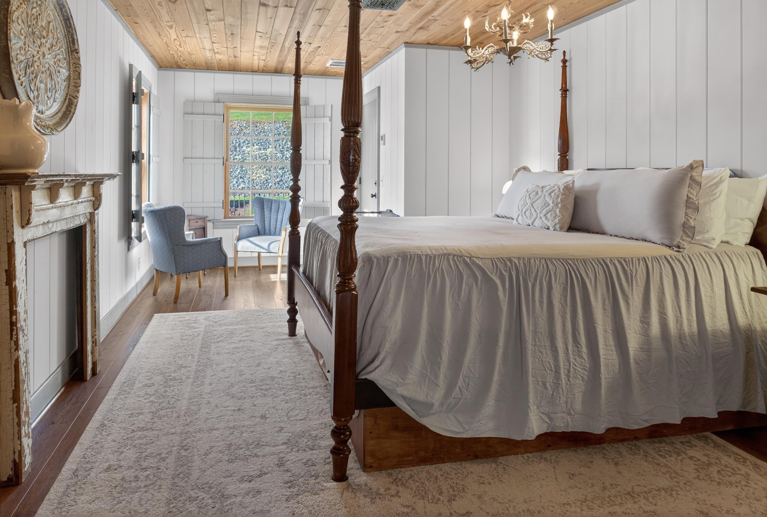 331 GLEBE SCHOOL RD, SWOOPE, Virginia 24479, 6 Bedrooms Bedrooms, ,6 BathroomsBathrooms,Residential,331 GLEBE SCHOOL RD,675740 MLS # 675740