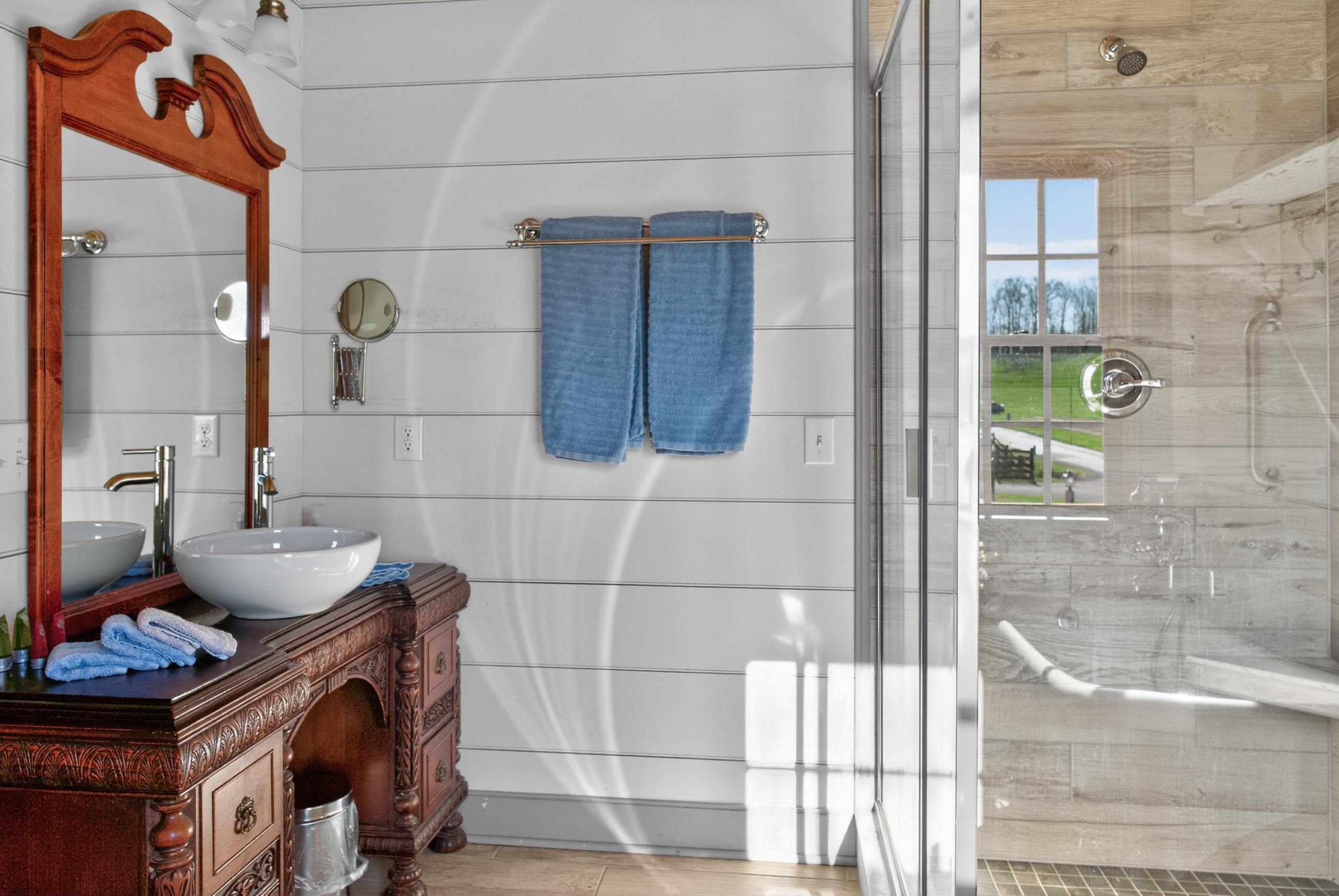 331 GLEBE SCHOOL RD, SWOOPE, Virginia 24479, 6 Bedrooms Bedrooms, ,6 BathroomsBathrooms,Residential,331 GLEBE SCHOOL RD,675740 MLS # 675740