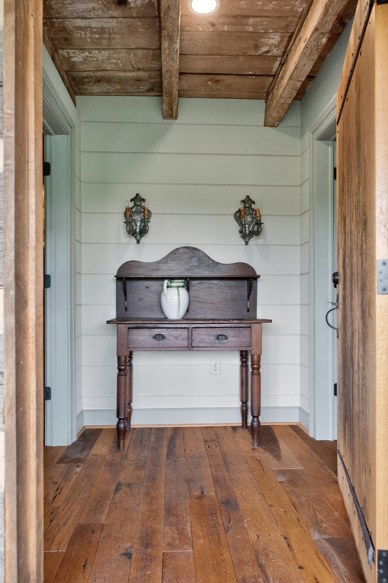 331 GLEBE SCHOOL RD, SWOOPE, Virginia 24479, 6 Bedrooms Bedrooms, ,6 BathroomsBathrooms,Residential,331 GLEBE SCHOOL RD,675740 MLS # 675740