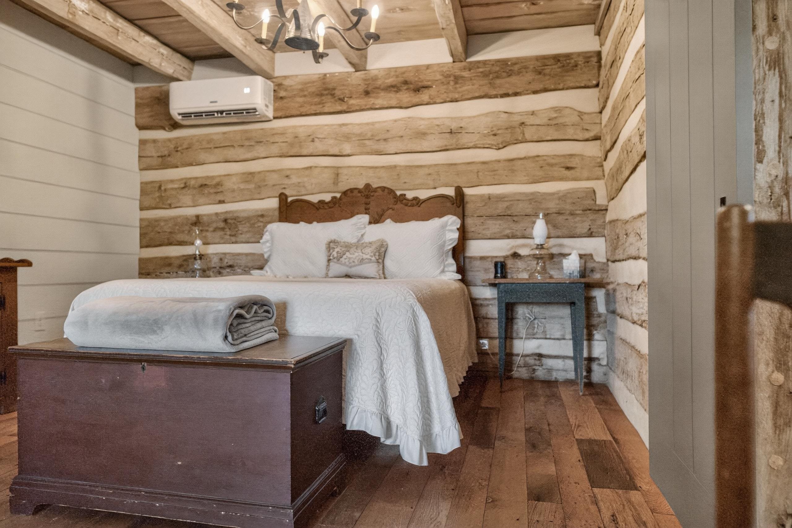 331 GLEBE SCHOOL RD, SWOOPE, Virginia 24479, 6 Bedrooms Bedrooms, ,6 BathroomsBathrooms,Residential,331 GLEBE SCHOOL RD,675740 MLS # 675740