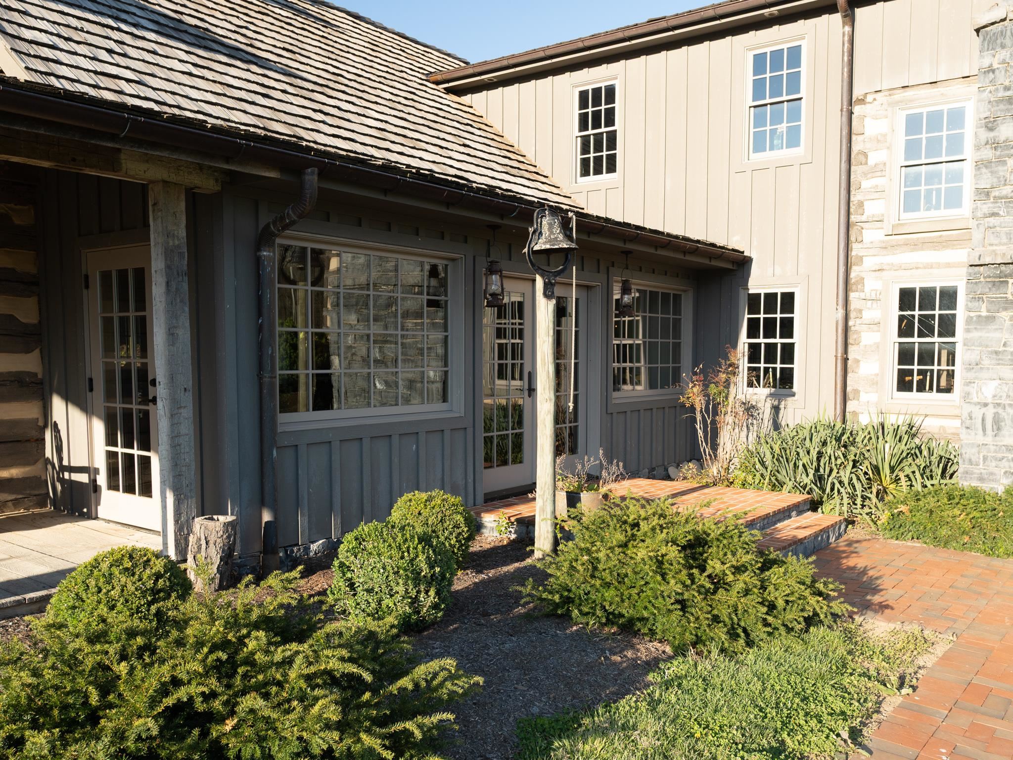 331 GLEBE SCHOOL RD, SWOOPE, Virginia 24479, 6 Bedrooms Bedrooms, ,6 BathroomsBathrooms,Residential,331 GLEBE SCHOOL RD,675740 MLS # 675740