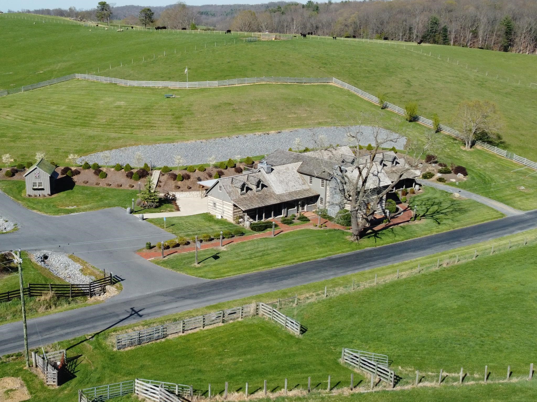 331 GLEBE SCHOOL RD, SWOOPE, Virginia 24479, 6 Bedrooms Bedrooms, ,6 BathroomsBathrooms,Residential,331 GLEBE SCHOOL RD,675740 MLS # 675740