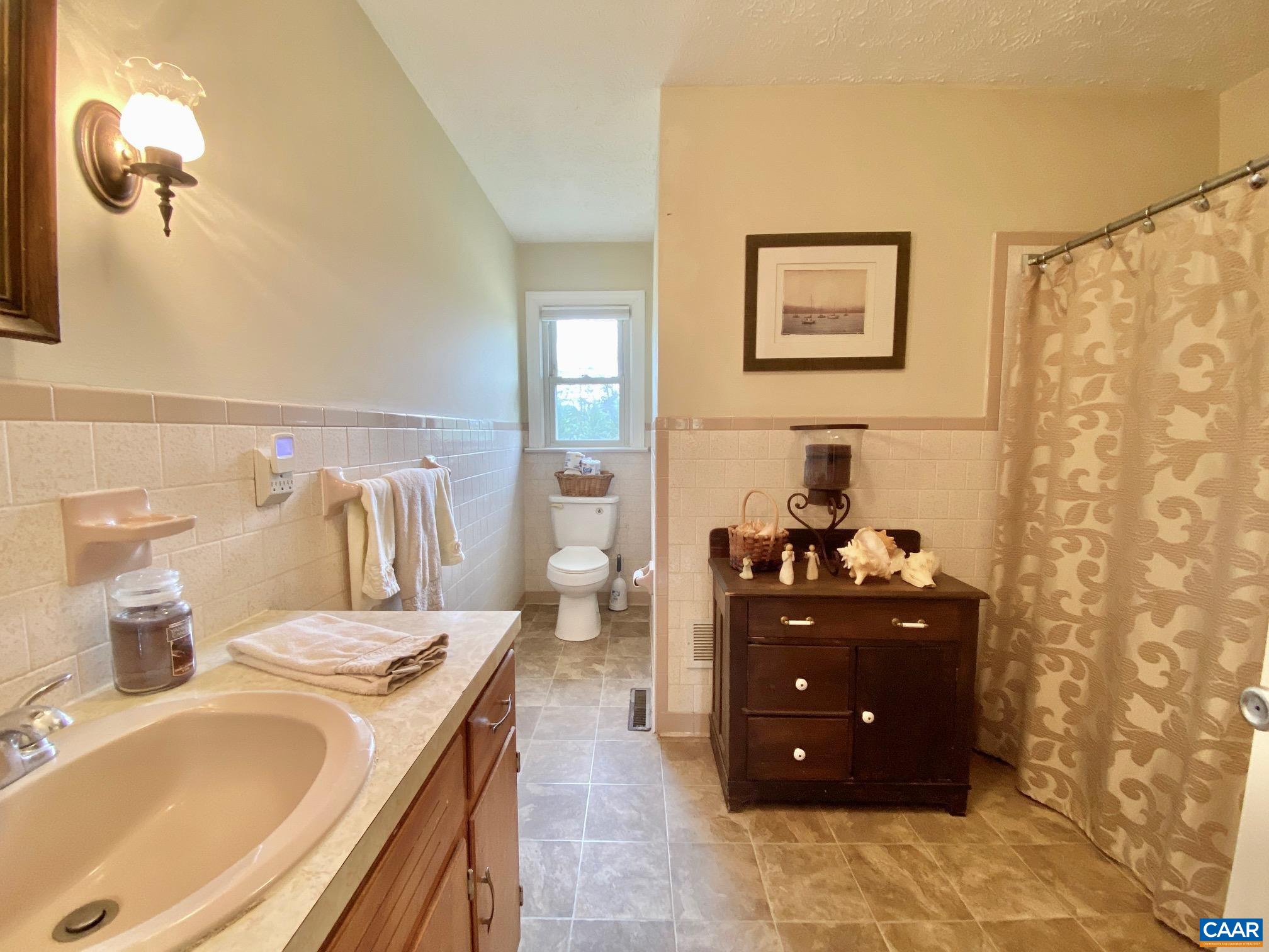 103 FAIRLANE DR, STANARDSVILLE, Virginia 22973, 4 Bedrooms Bedrooms, ,3 BathroomsBathrooms,Residential,One Level Living + In-Law-Suite!,103 FAIRLANE DR,675742 MLS # 675742