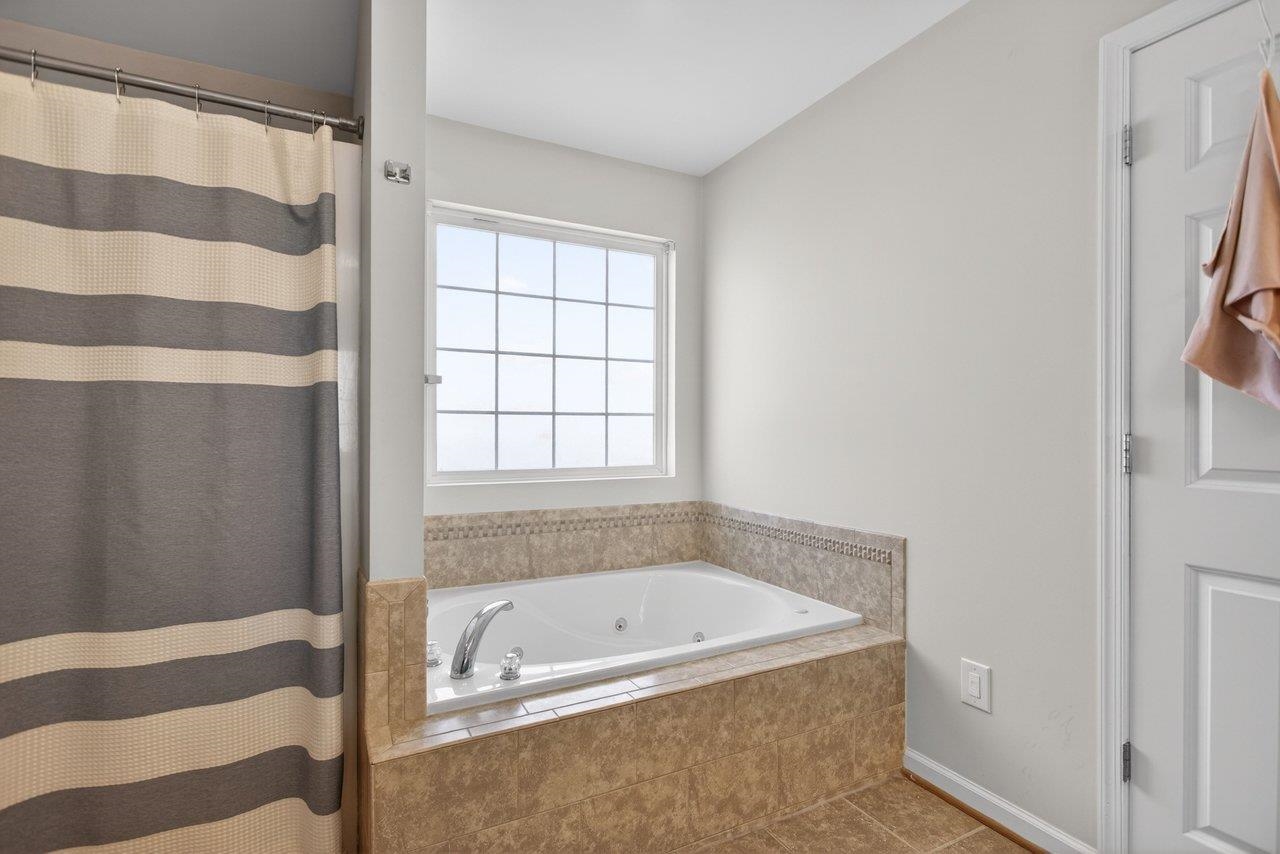 305 RACHEL DR, PENN LAIRD, Virginia 22846, 4 Bedrooms Bedrooms, ,2 BathroomsBathrooms,Residential,305 RACHEL DR,675749 MLS # 675749 305 RACHEL DR, PENN LAIRD, Virginia 22846, 4 Bedrooms Bedrooms, ,2 BathroomsBathrooms,Residential,305 RACHEL DR,675749 MLS # 675749