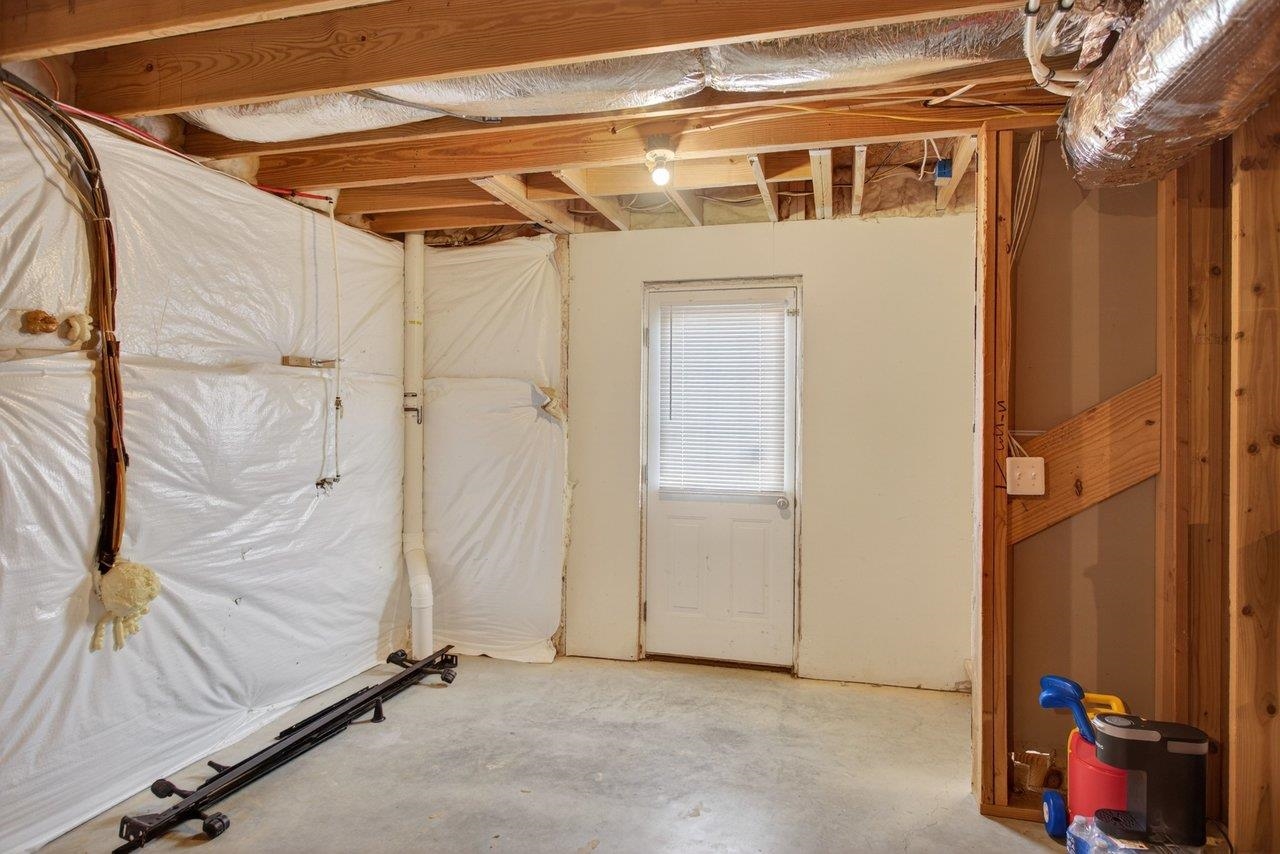 305 RACHEL DR, PENN LAIRD, Virginia 22846, 4 Bedrooms Bedrooms, ,2 BathroomsBathrooms,Residential,305 RACHEL DR,675749 MLS # 675749 305 RACHEL DR, PENN LAIRD, Virginia 22846, 4 Bedrooms Bedrooms, ,2 BathroomsBathrooms,Residential,305 RACHEL DR,675749 MLS # 675749