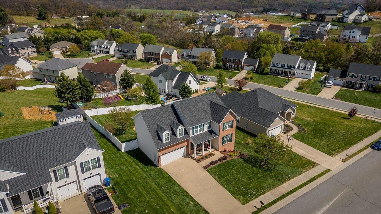 305 RACHEL DR, PENN LAIRD, Virginia 22846, 4 Bedrooms Bedrooms, ,2 BathroomsBathrooms,Residential,305 RACHEL DR,675749 MLS # 675749 305 RACHEL DR, PENN LAIRD, Virginia 22846, 4 Bedrooms Bedrooms, ,2 BathroomsBathrooms,Residential,305 RACHEL DR,675749 MLS # 675749