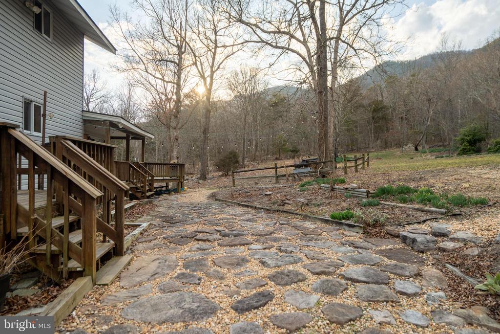 1131 PAGE VALLEY RD, LURAY, Virginia 22835, 3 Bedrooms Bedrooms, ,2 BathroomsBathrooms,Residential,1131 PAGE VALLEY RD,VAPA2006244 MLS # VAPA2006244