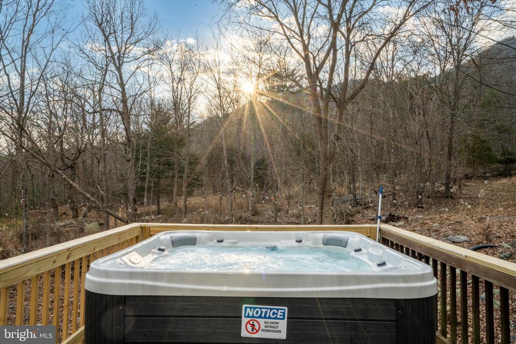 1131 PAGE VALLEY RD, LURAY, Virginia 22835, 3 Bedrooms Bedrooms, ,2 BathroomsBathrooms,Residential,1131 PAGE VALLEY RD,VAPA2006244 MLS # VAPA2006244