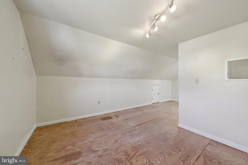 10712 WEAVERSVILLE RD, BEALETON, Virginia, 4 Bedrooms Bedrooms, ,2 BathroomsBathrooms,Residential,10712 WEAVERSVILLE RD,VAFQ2021494 MLS # VAFQ2021494