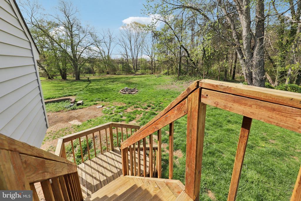 10712 WEAVERSVILLE RD, BEALETON, Virginia, 4 Bedrooms Bedrooms, ,2 BathroomsBathrooms,Residential,10712 WEAVERSVILLE RD,VAFQ2021494 MLS # VAFQ2021494