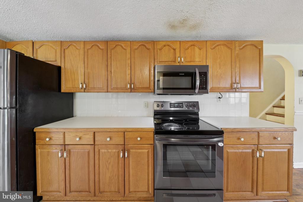 10712 WEAVERSVILLE RD, BEALETON, Virginia, 4 Bedrooms Bedrooms, ,2 BathroomsBathrooms,Residential,10712 WEAVERSVILLE RD,VAFQ2021494 MLS # VAFQ2021494