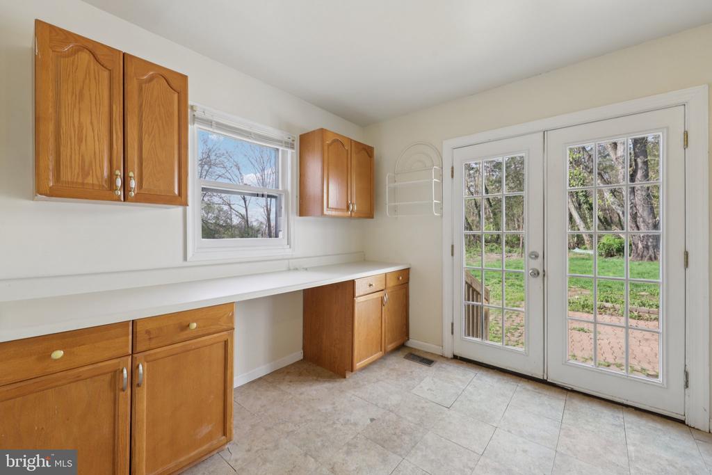 10712 WEAVERSVILLE RD, BEALETON, Virginia, 4 Bedrooms Bedrooms, ,2 BathroomsBathrooms,Residential,10712 WEAVERSVILLE RD,VAFQ2021494 MLS # VAFQ2021494