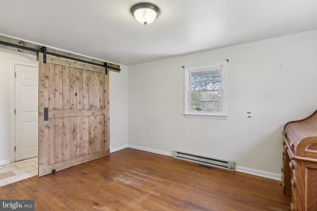 10712 WEAVERSVILLE RD, BEALETON, Virginia, 4 Bedrooms Bedrooms, ,2 BathroomsBathrooms,Residential,10712 WEAVERSVILLE RD,VAFQ2021494 MLS # VAFQ2021494