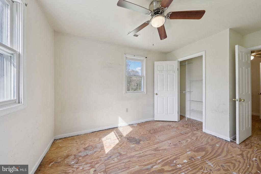 10712 WEAVERSVILLE RD, BEALETON, Virginia, 4 Bedrooms Bedrooms, ,2 BathroomsBathrooms,Residential,10712 WEAVERSVILLE RD,VAFQ2021494 MLS # VAFQ2021494