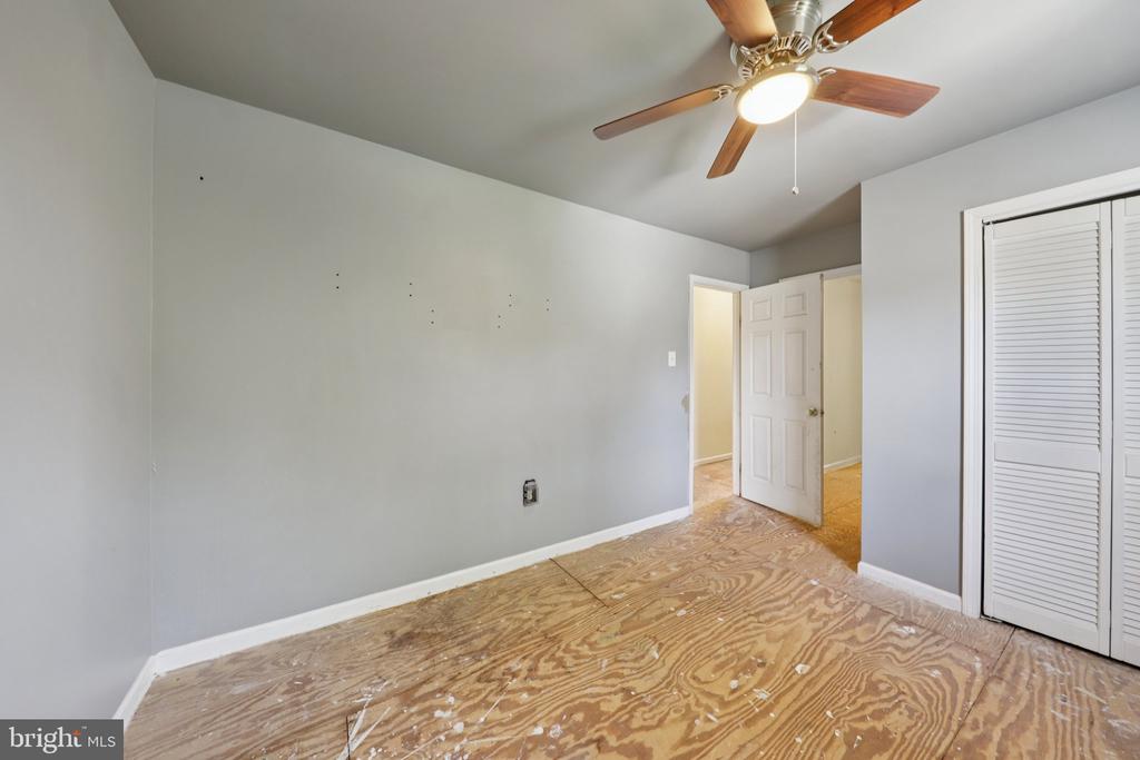 10712 WEAVERSVILLE RD, BEALETON, Virginia, 4 Bedrooms Bedrooms, ,2 BathroomsBathrooms,Residential,10712 WEAVERSVILLE RD,VAFQ2021494 MLS # VAFQ2021494