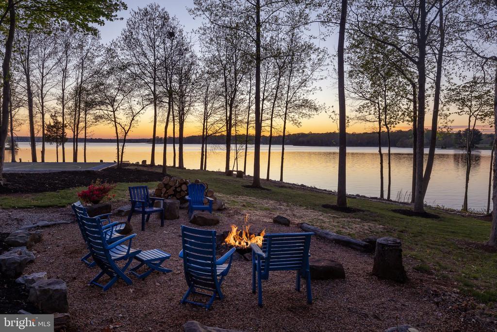 11713 WAYNE LN, BUMPASS, Virginia 23024, 5 Bedrooms Bedrooms, ,5 BathroomsBathrooms,Residential,11713 WAYNE LN,VASP2040838 MLS # VASP2040838